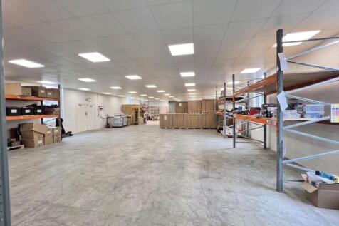 Warehouse to rent Image 9