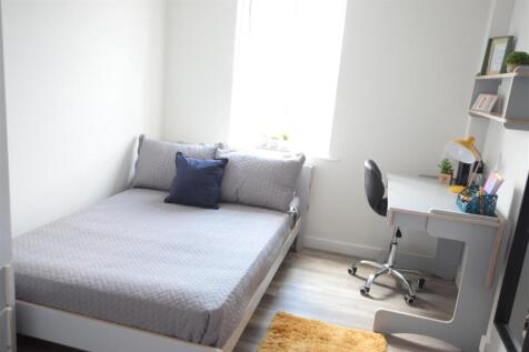 27/28 - Brayford Court - Studio Room photo 3