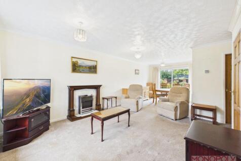 Living Room / Diner