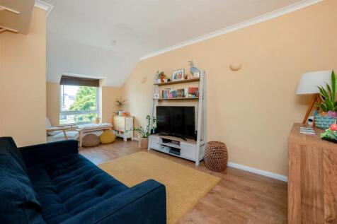 18 Mill Court 2413-4.jpg