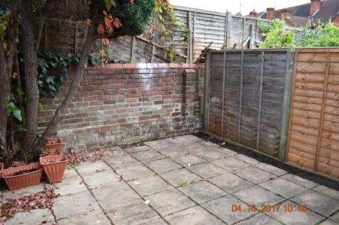 16 Cardiff Garden.JPG