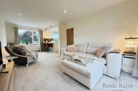 Holly Road North, Wilmslow, Cheshire, SK9 photo 3