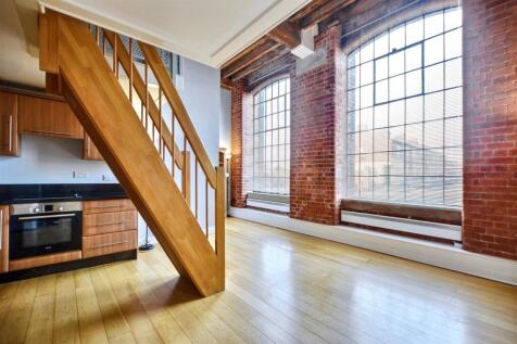 Lounge Kitchen_1.jpeg