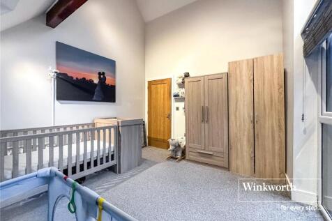 The Pines, St. Leonards, Ringwood, Dorset, BH24 photo 4