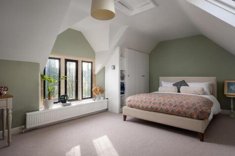 58 - Dowmans Farmhouse - GL53 9QY - Web.jpg