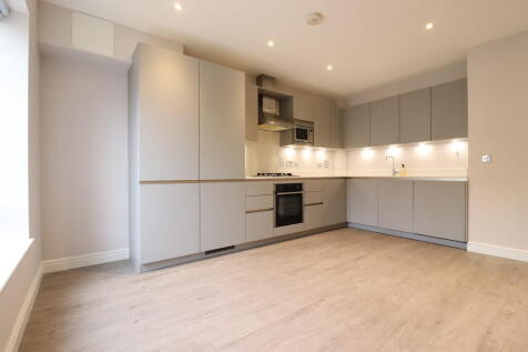 Ravenscar Road, Surbiton photo 3