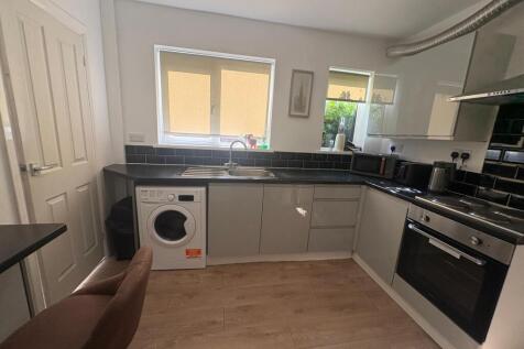 Woodside Road, NG9 photo 3