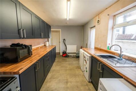 Kitchen (2)