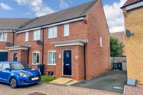 2-bed terraced on Eddleston Road, Swindon, Wiltshire, £1,165/mo