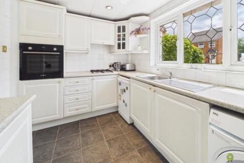 Presented by Clinton at EweMove Bexleyheath and Da