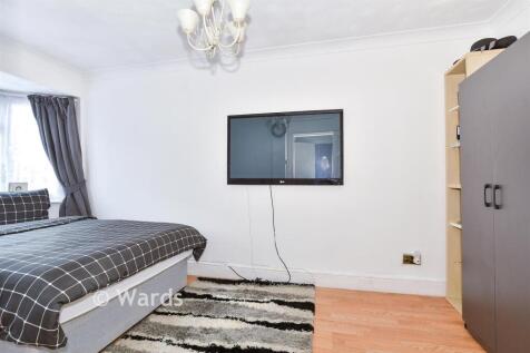 Bedroom 4/Dining Room