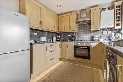 16 Montreal Way-009.JPG