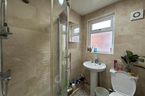 Ashfield Road, Victoria Park, £142pppw photo 5