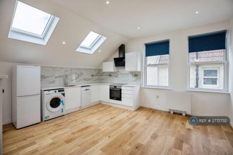 Open Plan Kitchen/Living Area