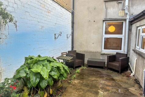 Cowper Rd (Garden Flat) Redland, Bristol, BS6 photo 4