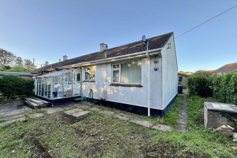 2 Bedroom End of Terrace Bungalow for Sale