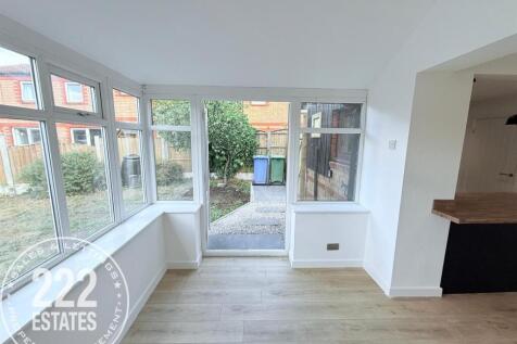 PHOTO-2025-08-28-13-58-17 (8).jpg