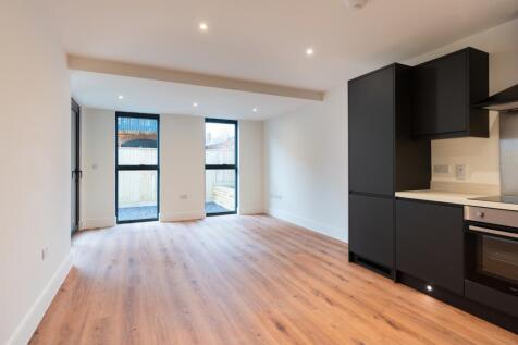Kitchen living area 