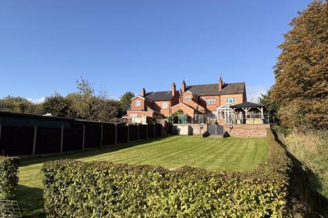 REAR ELEVATION