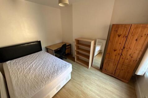 102 Plymouth Place, CV31 1HW photo 3