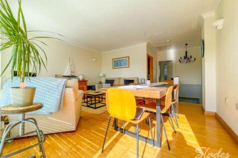 Watermead, 23 Willow Way, Christchurch photo 5
