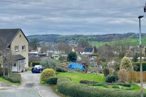 Bramleys Estate Agents - Lady Heton Avenue - Mirfi