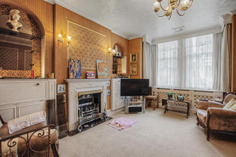 4 Huntingdon Road, East Finchley, London, N2 9DU