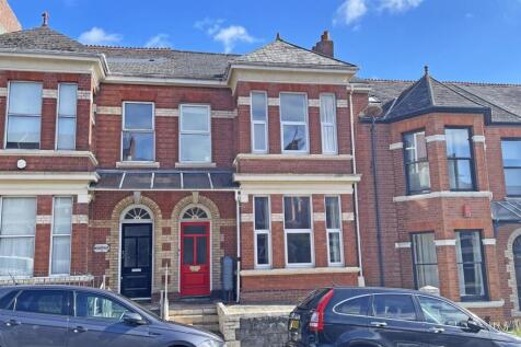 Beechwood Avenue 26 - FFF Front.jpg