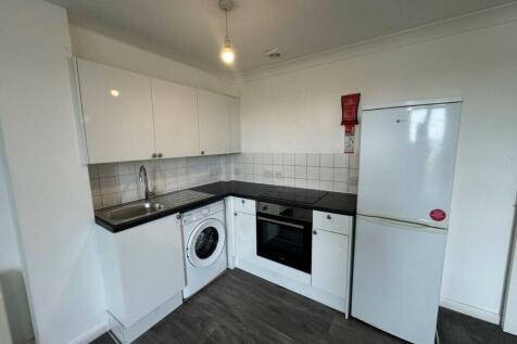 102/104 Crossbrook Street, EN8 8JB photo 4