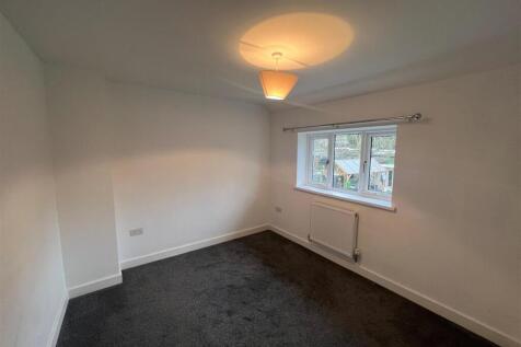 2nd bedroom.jpg