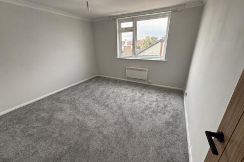 West Road, Shoeburyness, Southend-on-sea photo 3