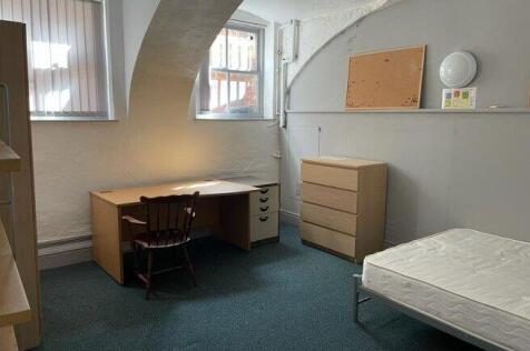 st-james-s-street-ng1-6fj-955411