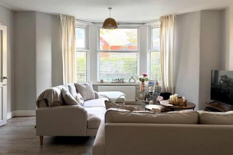 Open Plan Living/Dining/Kitchen