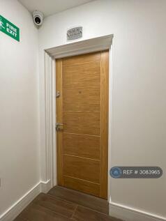 Staines Road, Hounslow, TW3 photo 2