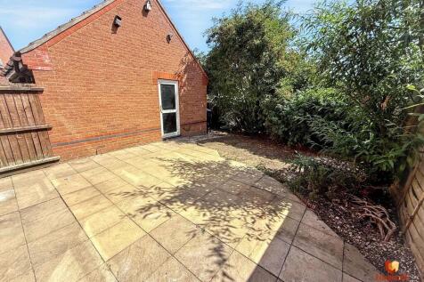 Garden 2 (2)