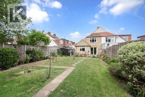 Briarwood Road, Stoneleigh - KT17 2LX