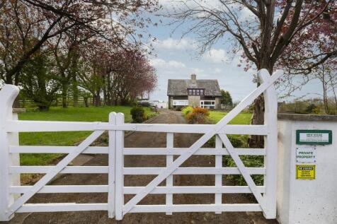 Bramleys Estate Agents - Pinfold Lane - Fixby (36)