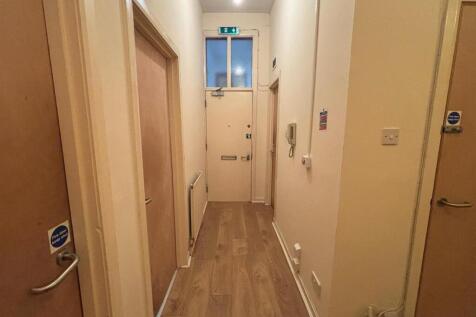 hallway 1.jpeg