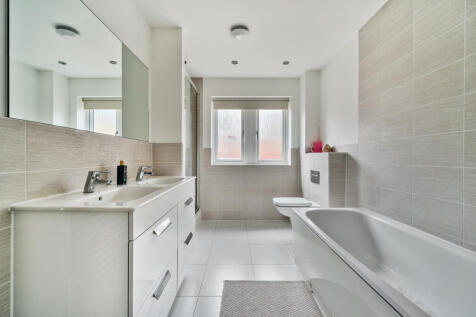 1295482-8-682dc39...