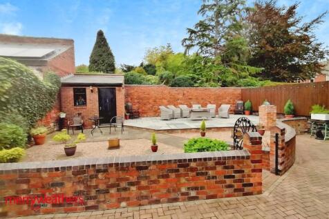 faf07ca6-vesey 20street 20garden.jpg