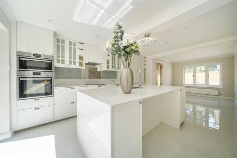 Kitchen.breakfast dining room 3.jpg