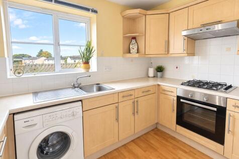 Inverewe Place, Dunfermline, KY11 photo 4