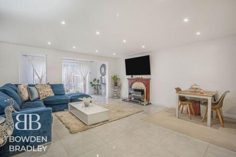 Kitchen/Diner/Living Room