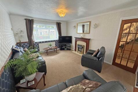 Living room.jpg