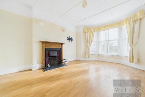 CAM03417G0-PR0890-STILL005.jpg