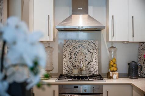 1 Tower Road, Tadworth photo 5
