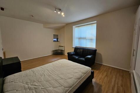 Leicester Parade, Barrack Road, Northampton, NN2 photo 5