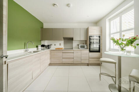 da80a3d8-7e5f-4f8...