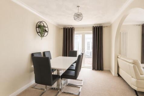 Colchester Way, Bedford photo 5
