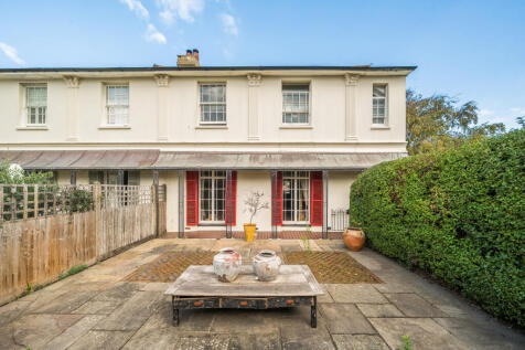 New Road, Shoreham-By-Sea, BN43. 4 bedroom house for sale